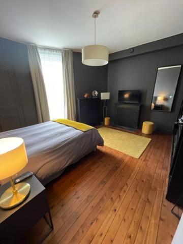 Hébergement de vacances Maison 15 Mins Du Mans La Suze-sur-Sarthe